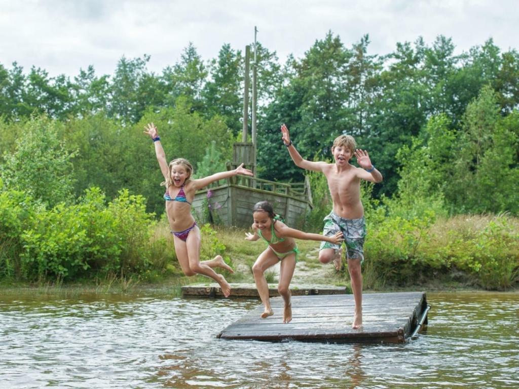 Landal Hunerwold State 호텔 Wateren 외부 사진